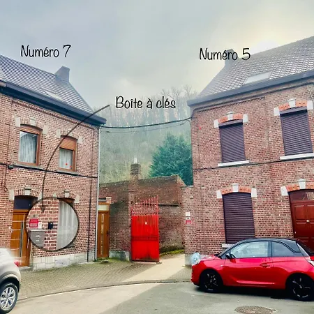 Chambre Et Sdd Privees Dans Une Maison Partagee Avec Des Residents Mons Exterior photo