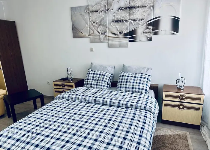 Chambre Et Sdd Privees Dans Une Maison Partagee Avec Des Residents